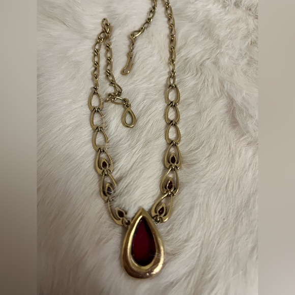 Monte Gold Plated Faux Ruby Necklace High Quality - Picture 8 of 9